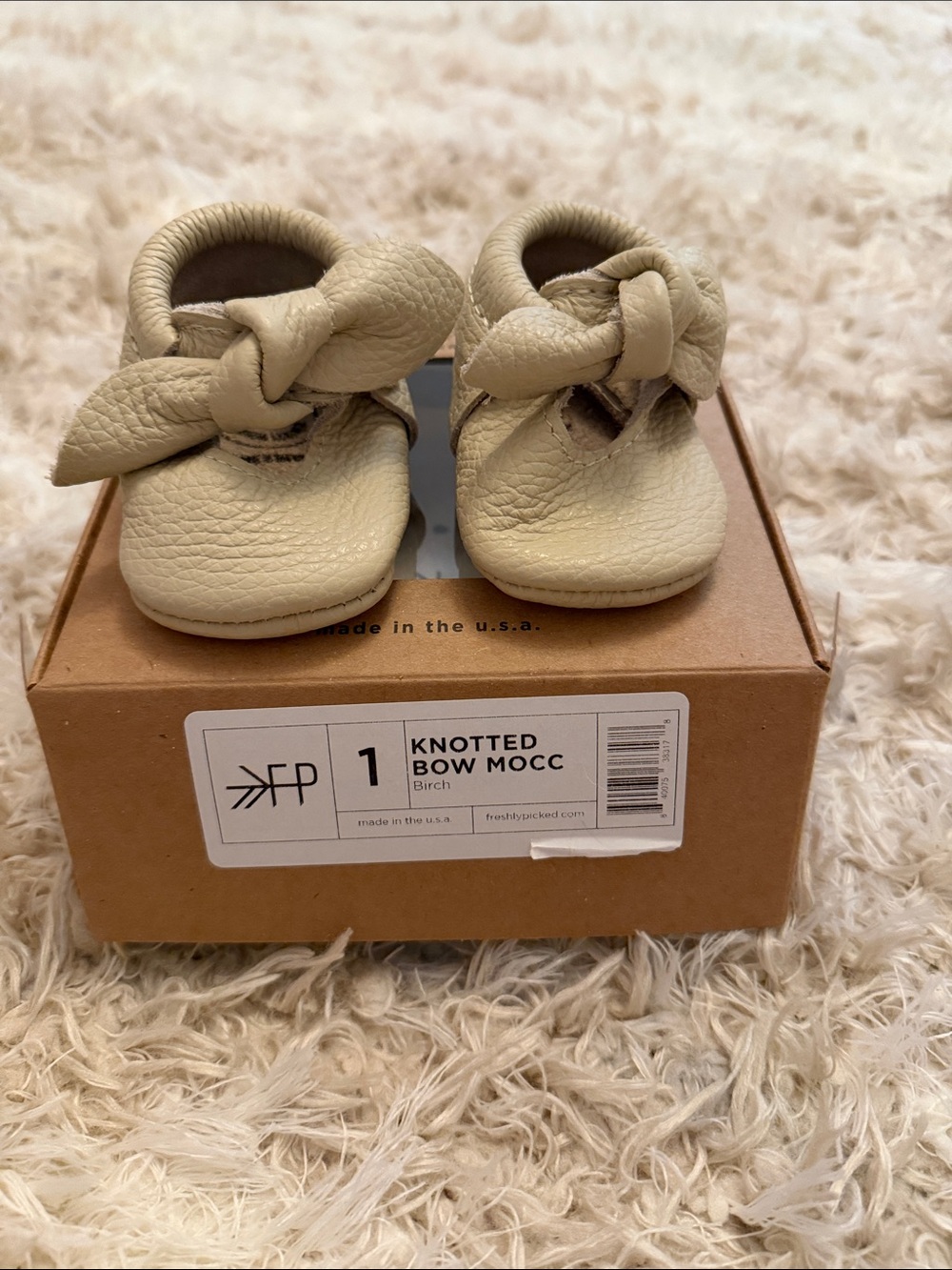 Freshly Picked Knotted Bow Moccasins - Birch